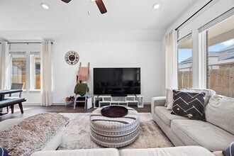 329 Black Sheep Cv in Leander, TX - Building Photo - Building Photo