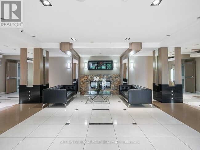 1060 Sheppard Ave W in Toronto, ON - Building Photo - Building Photo