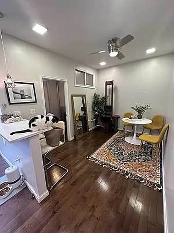 240 Crown St in Brooklyn, NY - Building Photo - Building Photo
