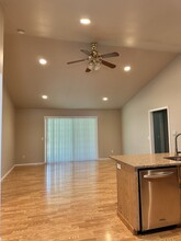 2225 James Cir in Lynden, WA - Building Photo - Building Photo