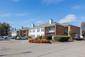 Magnolia Square in Nashville, TN - Building Photo - Primary Photo