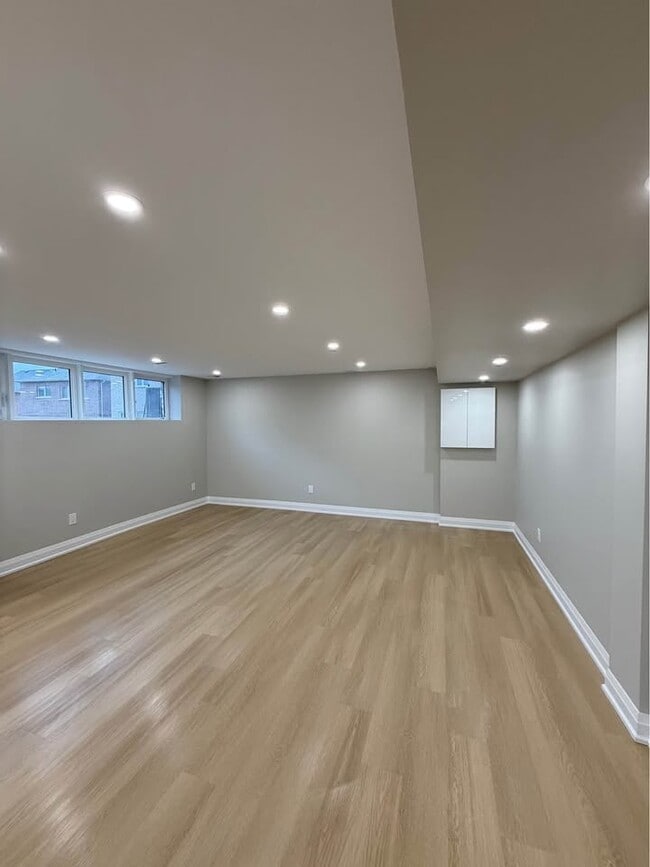 1418 Broderick St in Innisfil, ON - Building Photo - Building Photo