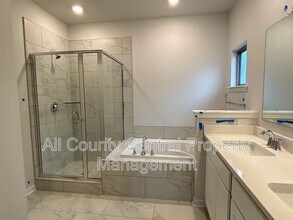 15640 Tillane Pk Dr in Athens, AL - Building Photo - Building Photo