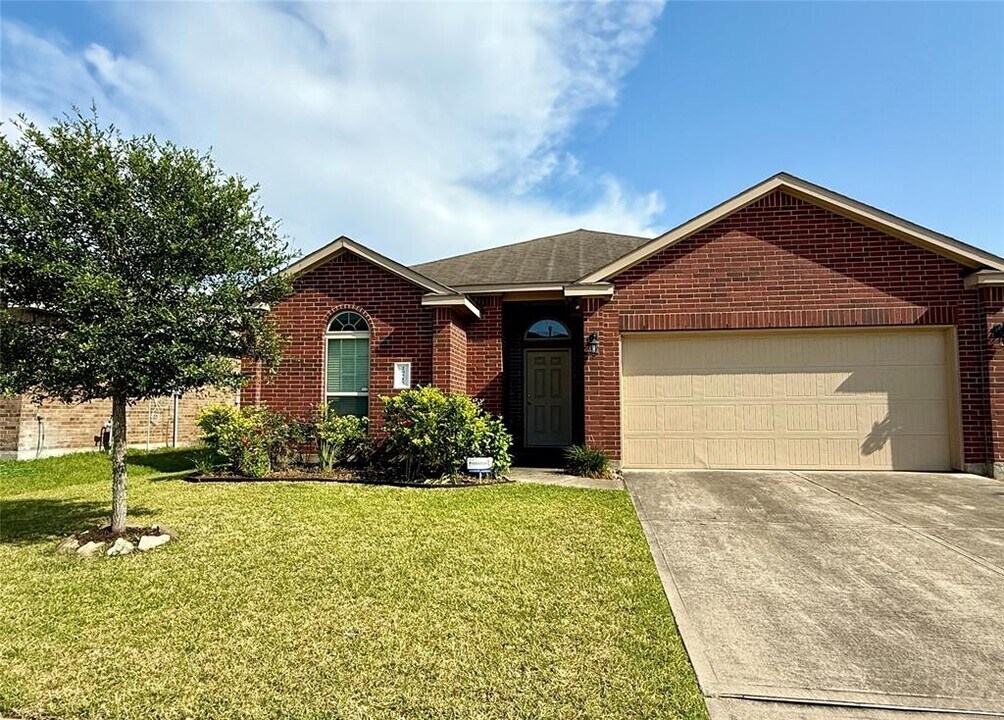 20515 White Lilac Trail in Katy, TX - Building Photo