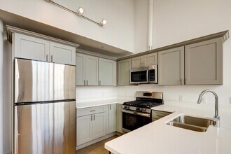 170 Lafayette St in Jersey City, NJ - Building Photo - Building Photo