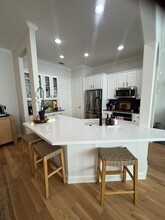 2913 N Becca Ln in Houston, TX - Foto de edificio - Building Photo