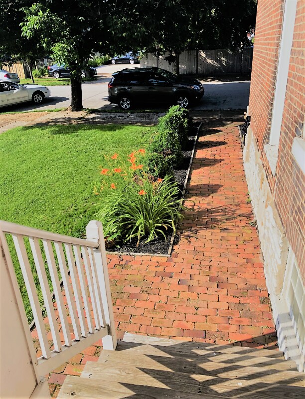 715 Lami St, Unit A in St. Louis, MO - Building Photo - Building Photo