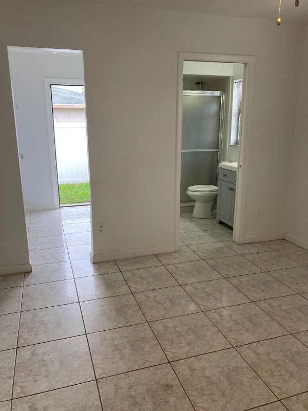 5665 Nokomis Cir in Orlando, FL - Foto de edificio - Building Photo