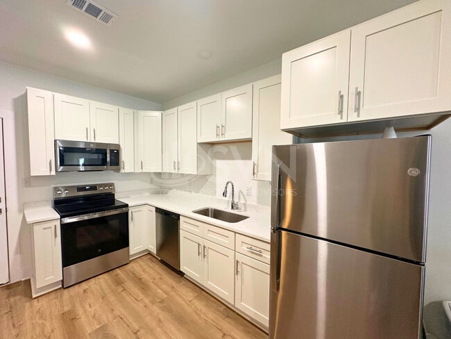 Palmetto Place Apartments