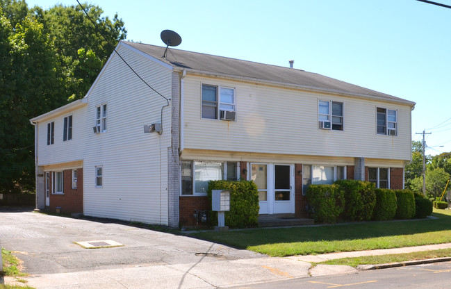 Hamden Apartments in Hamden, CT - Building Photo - Building Photo