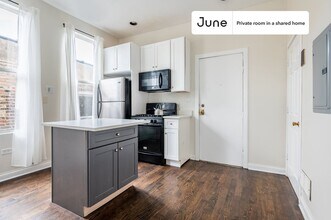 2527 W Division St in Chicago, IL - Building Photo - Building Photo