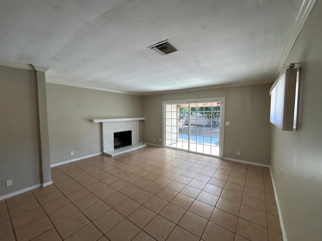 8569 Whitman Ave in Los Angeles, CA - Building Photo - Building Photo