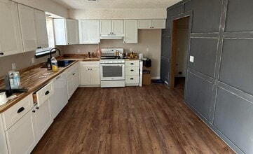 8212 N 118th E Ave in Owasso, OK - Building Photo - Building Photo