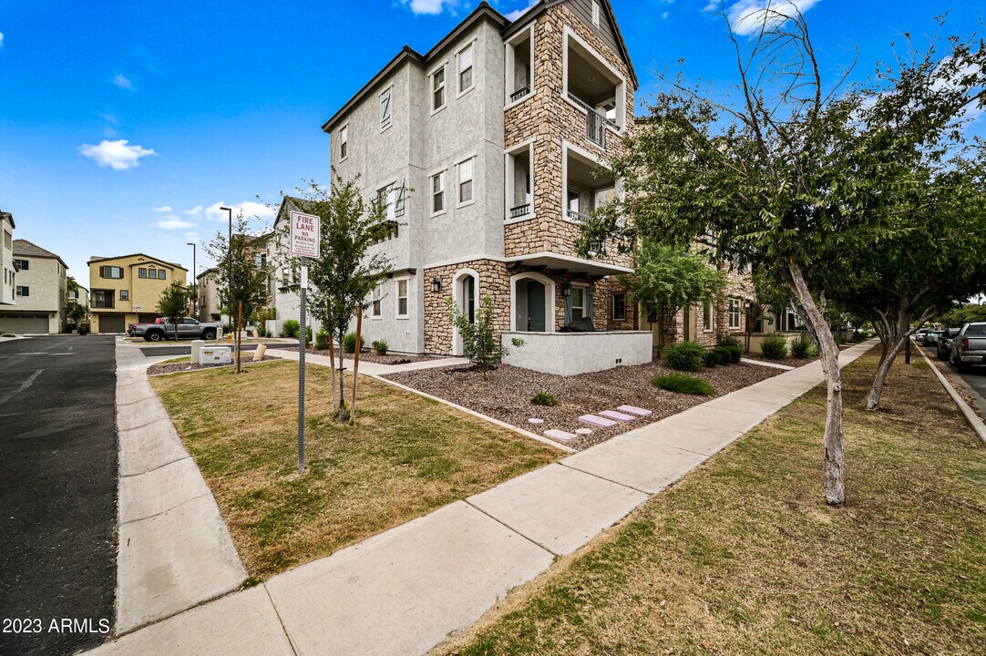 1752 E Chelsea Ln in Gilbert, AZ - Foto de edificio