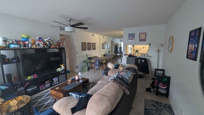 3538 N University Dr, Unit 3538 in Coral Springs, FL - Foto de edificio - Building Photo