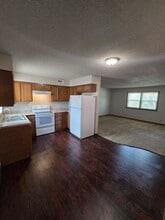 509 Charleston Ave in Mattoon, IL - Building Photo - Building Photo