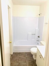 15427 N Jerry St-Unit -Unit A-1 in Surprise, AZ - Building Photo - Building Photo