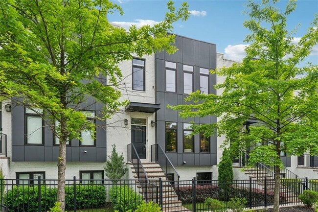 1106 Briar Cove Cir in Atlanta, GA - Building Photo - Building Photo