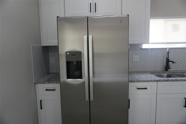 11488 Underwood St in Willis, TX - Building Photo - Building Photo