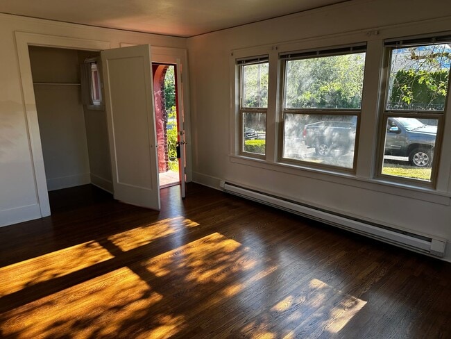 555 26th Ave in Seattle, WA - Building Photo - Building Photo