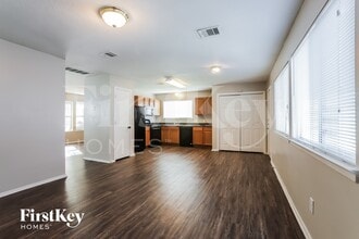 6217 Lone Prairie Way in Katy, TX - Foto de edificio - Building Photo