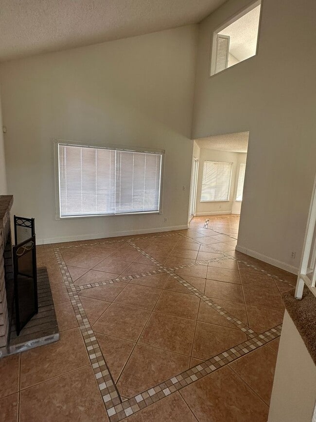 24201 Puddingstone Dr in Moreno Valley, CA - Building Photo - Building Photo