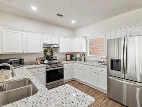 2305 Homewood Ln in Grand Prairie, TX - Building Photo - Building Photo