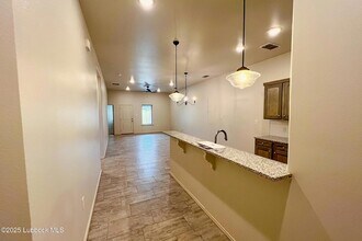 1120 N 7th St in Wolfforth, TX - Building Photo - Building Photo