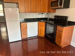 1613 Frankford Ave in Philadelphia, PA - Building Photo - Building Photo