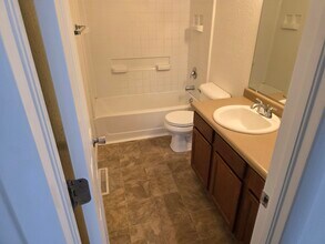 3001 Azalea St in Pueblo, CO - Building Photo - Building Photo