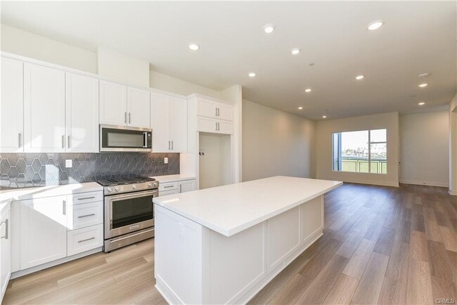 16432 Compass Ave in Tustin, CA - Building Photo - Building Photo