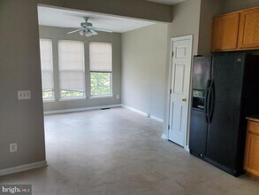 1372 Cranes Bill Way in Woodbridge, VA - Building Photo - Building Photo