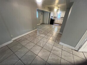 2102 14th St S in St. Petersburg, FL - Building Photo - Building Photo