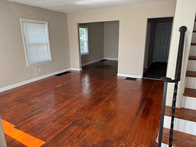 373-375 N Roosevelt Ave in Columbus, OH - Building Photo - Building Photo