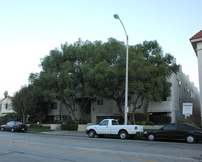 11119 Camarillo St in North Hollywood, CA - Building Photo - Building Photo