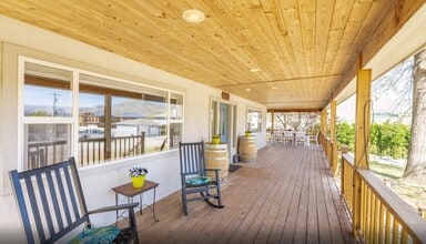 103 N Evergreen St in Chelan, WA - Building Photo - Building Photo