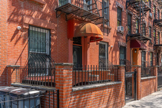 575 Warren St in Brooklyn, NY - Building Photo - Building Photo