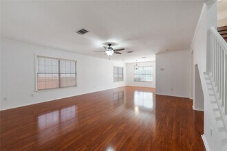 11413 Kingsgate Dr in Austin, TX - Building Photo - Building Photo