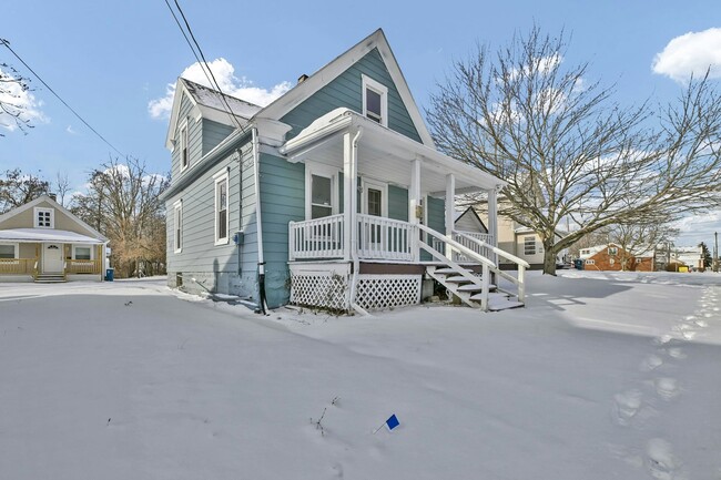 3132 Elyria Ave in Lorain, OH - Building Photo - Building Photo