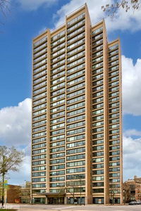 1850 N Clark St, Unit 1209 in Chicago, IL - Foto de edificio - Building Photo