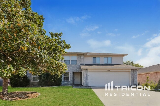 property at 2808 High Pointe Blvd