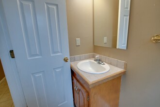 413 Springview St SW in Decatur, AL - Building Photo - Building Photo