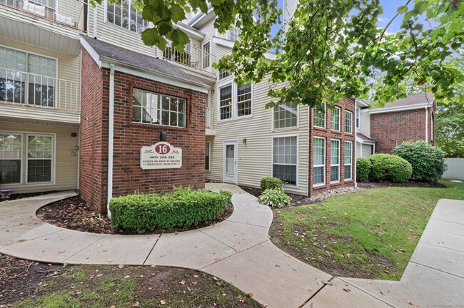 property at 319 Carriage Crossing Ln