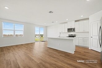 31599 Wild Grape Ln in Brooksville, FL - Building Photo - Building Photo