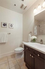 61 Grand St, Unit 3F in Jersey City, NJ - Foto de edificio - Building Photo