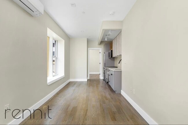 237 Martense St, Unit 2E in Brooklyn, NY - Building Photo - Building Photo