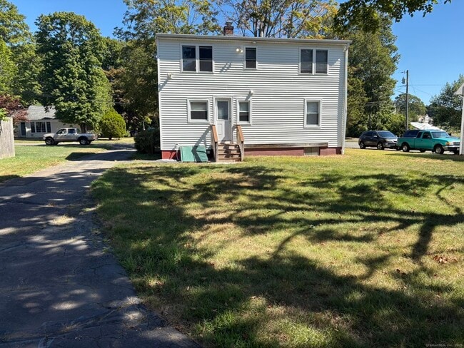 17 McKinnel Ct in Branford, CT - Building Photo - Building Photo