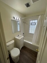 5729 N 58th St in Milwaukee, WI - Building Photo - Building Photo