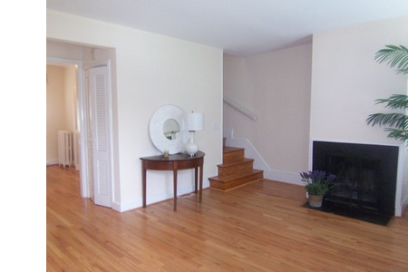 3711 S St NW in Washington, DC - Foto de edificio - Building Photo