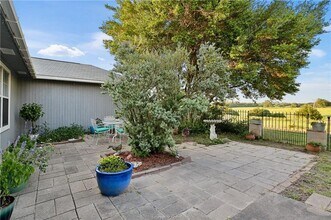 7 acres with 5 bed, 3 bath less than 25 mi in Bryan, TX - Building Photo - Building Photo